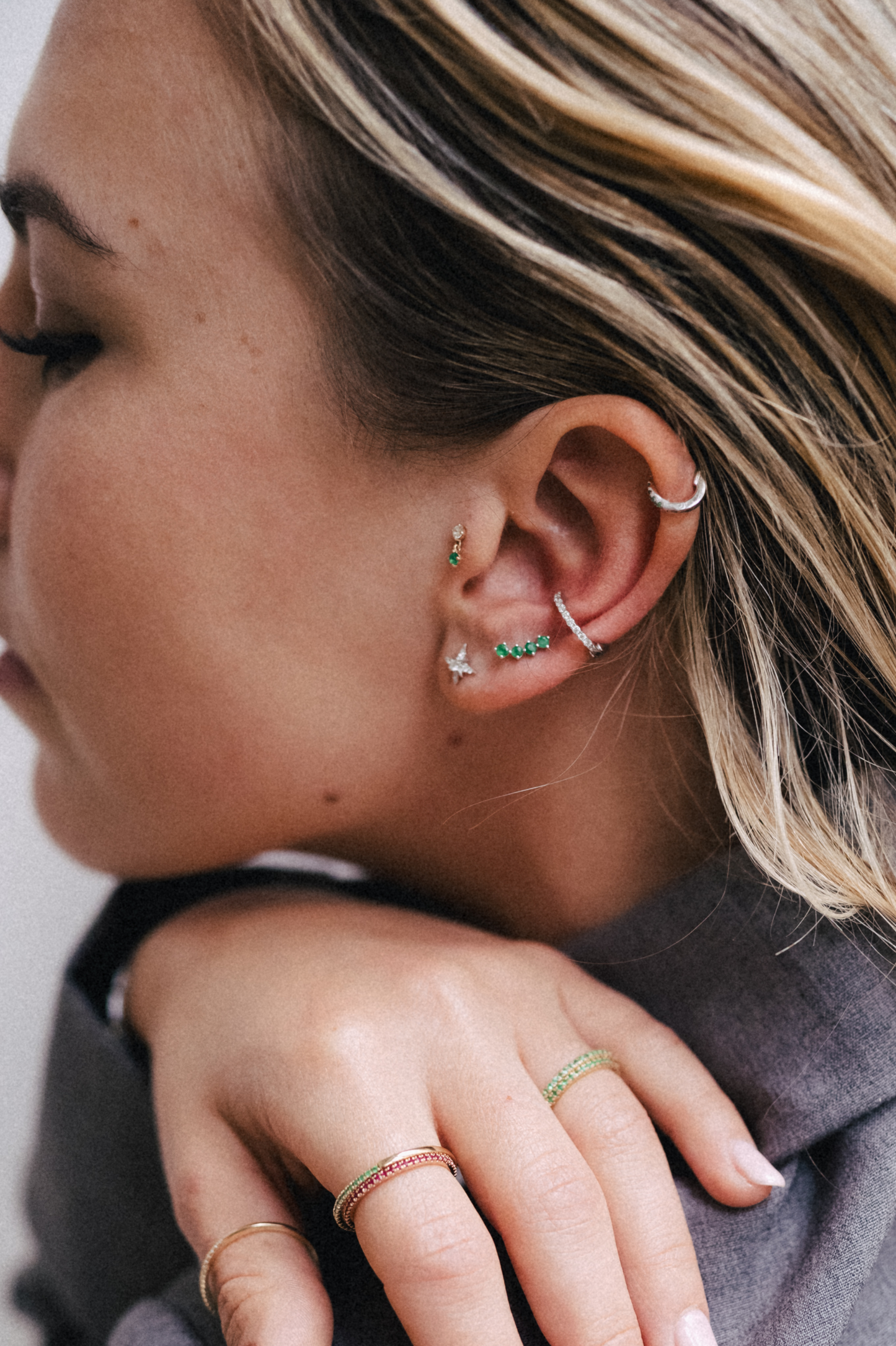 Piercing Hailey Émeraude - Or Jaune